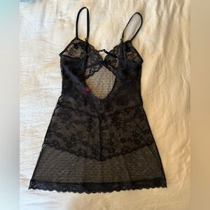 Victoria's Secret Black Lace Chemise with Adjustable Straps - NWOT